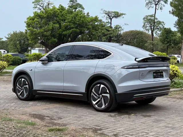 Nio EC6 — Фото автомобиля 19