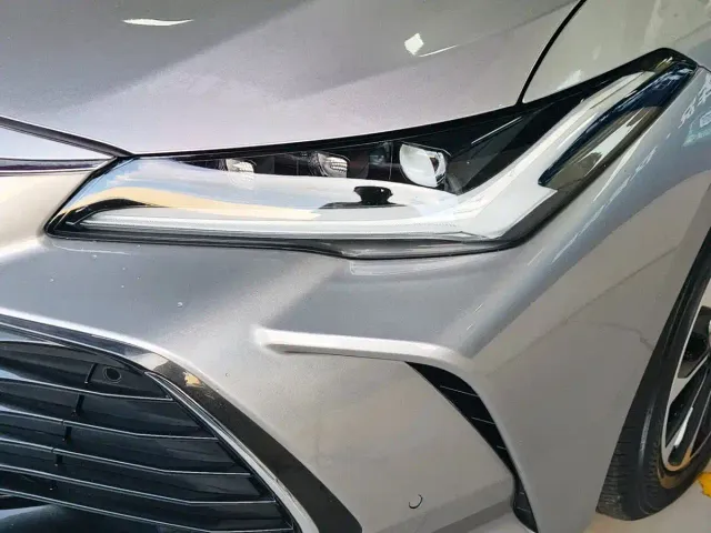 Toyota Avalon — Фото автомобиля 12