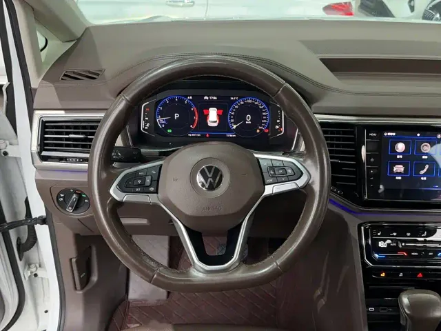 Volkswagen Viloran 2020 380TSI Premium — Фото автомобиля 3