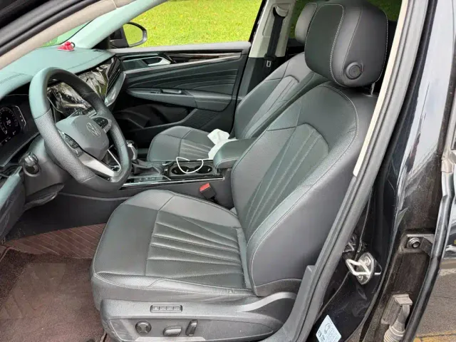 Volkswagen Passat — Фото автомобиля 8