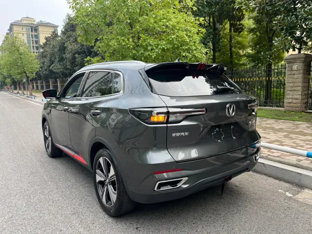 Changan CS55 Plus — Фото автомобиля 3