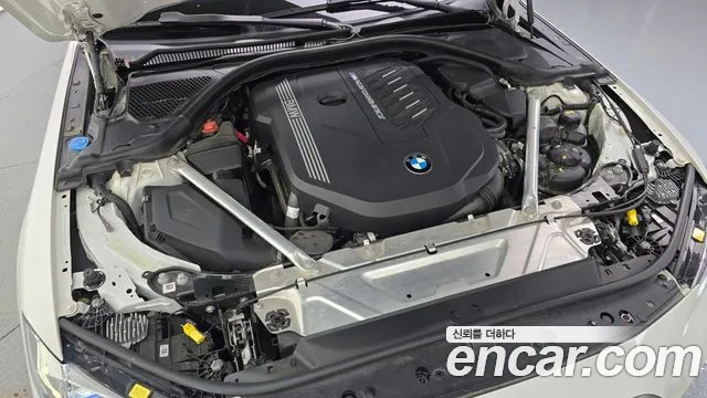 BMW 4 Series G22 — Фото автомобиля 9