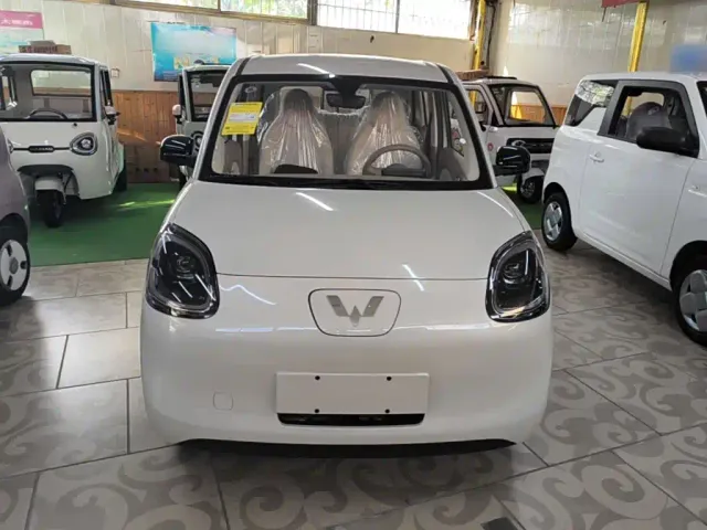 Wuling Hongguang Mini EV — Фото автомобиля 2