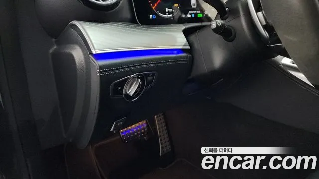 Mercedes-Benz AMG GT 4 двери 43 4MATIC+ Dynamic — Фото автомобиля 30