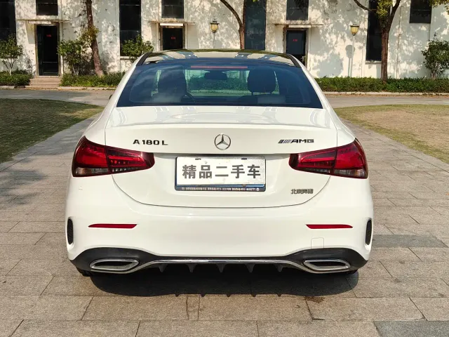 Mercedes-Benz A-Class — Фото автомобиля 7