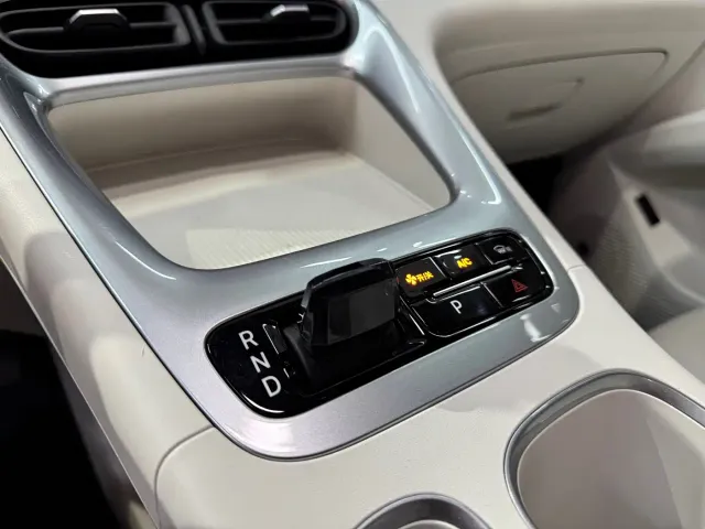 Geely Starry Wish — Фото автомобиля 14