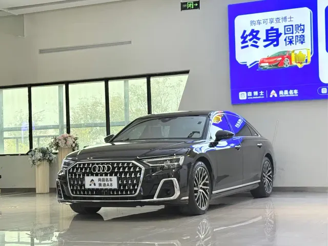 Фотография автомобиля — Audi A8