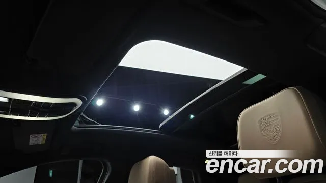 Porsche Macan — Фото автомобиля 17