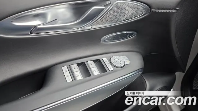 Genesis GV70 2.5T Бензин AWD — Фото автомобиля 25