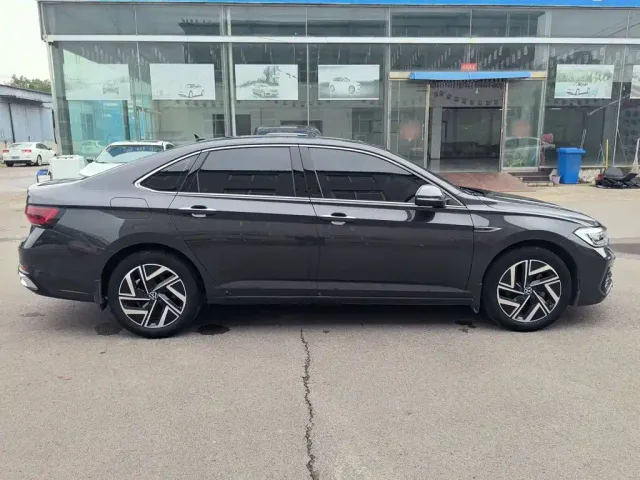 Volkswagen Sagitar — Фото автомобиля 13