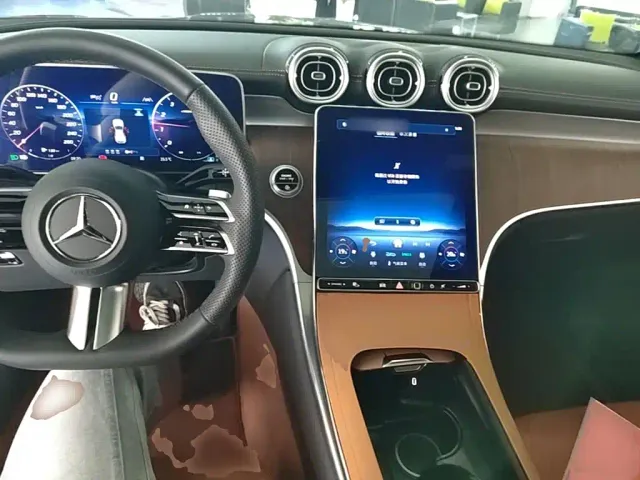 Mercedes-Benz GLC-Class — Фото автомобиля 13