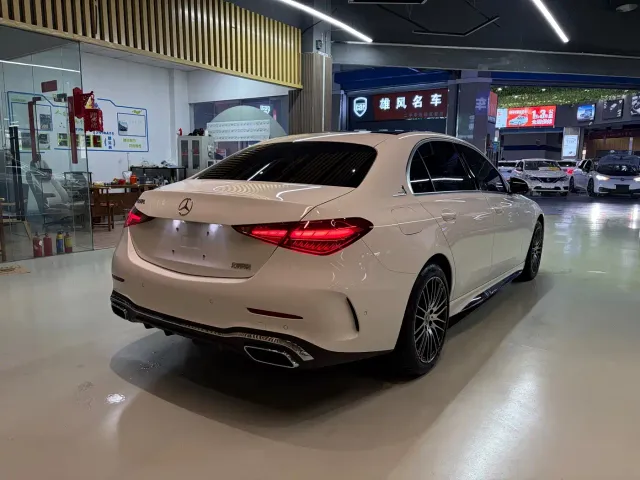 Mercedes-Benz C-Class — Фото автомобиля 9