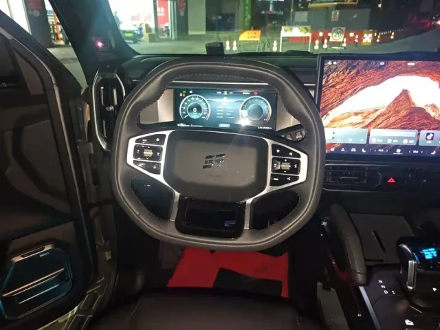 Jetour T2 — Фото автомобиля 2