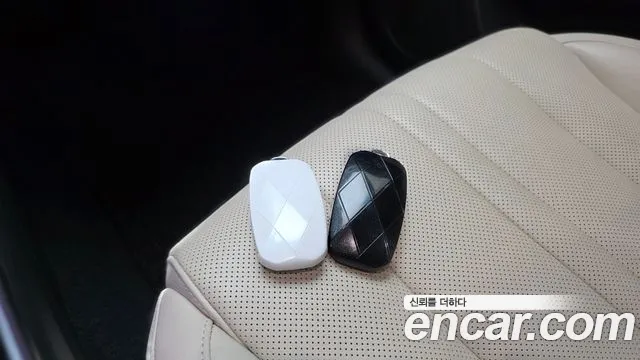 Genesis GV80 — Фото автомобиля 30