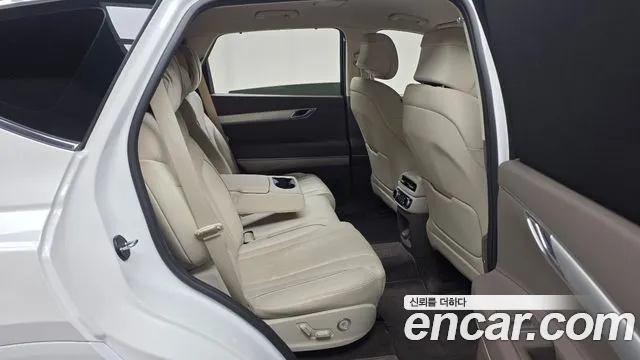 Genesis GV80 — Фото автомобиля 17