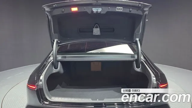 Hyundai Grandeur — Фото автомобиля 15