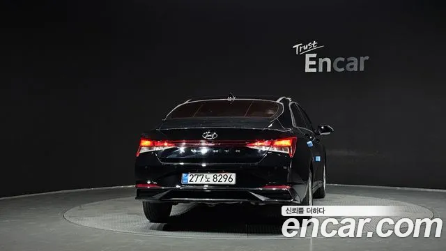 Hyundai AVANTE Avante (CN7) — Фото автомобиля 4