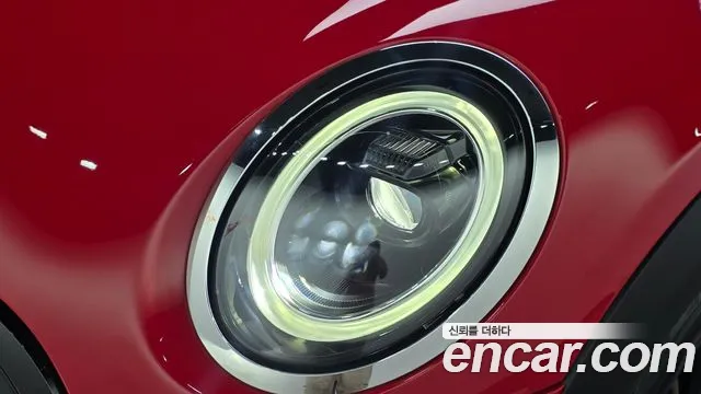 Mini Cooper Cooper 5 дверей Classic — Фото автомобиля 19