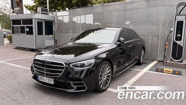 Фотография автомобиля — Mercedes-Benz S-Class W223