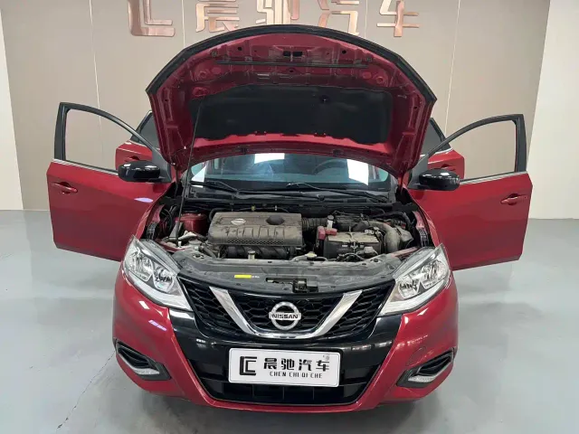 Nissan Tiida — Фото автомобиля 14