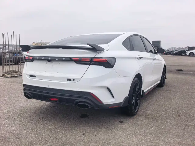 Geely Binrui — Фото автомобиля 5