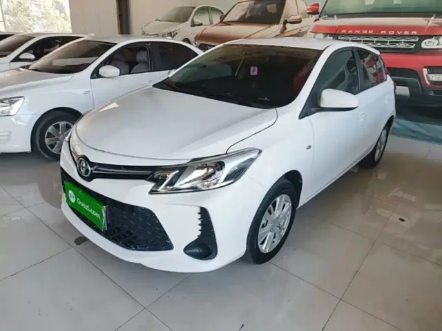 Фотография автомобиля — Toyota Vios FS