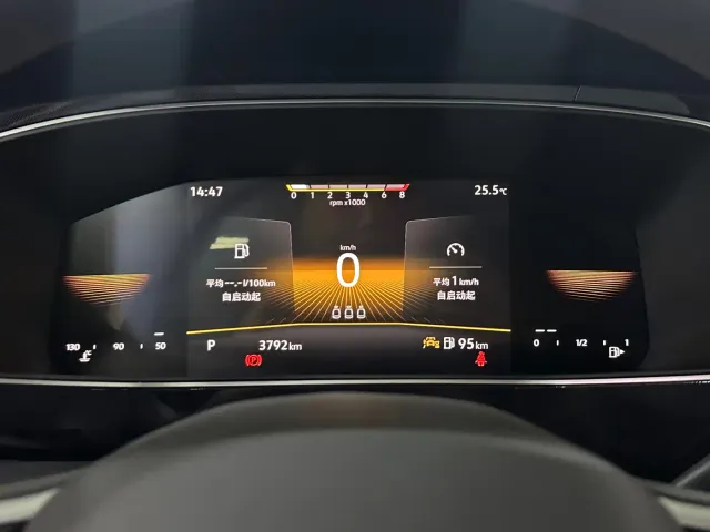 Volkswagen Tharu — Фото автомобиля 7