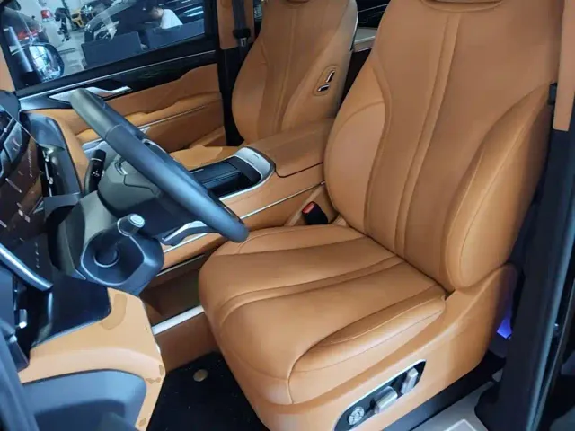 WEY WEY Alpine 2023 AWD Executive Long Wheelbase — Фото автомобиля 14