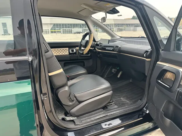 Baojun KiWi EV — Фото автомобиля 11