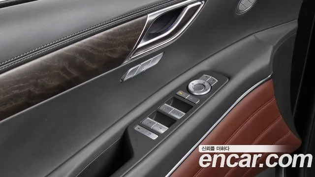 Genesis GV80 — Фото автомобиля 16