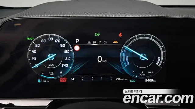 Kia Niro — Фото автомобиля 8