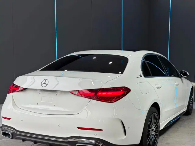 Mercedes-Benz C-Class — Фото автомобиля 6