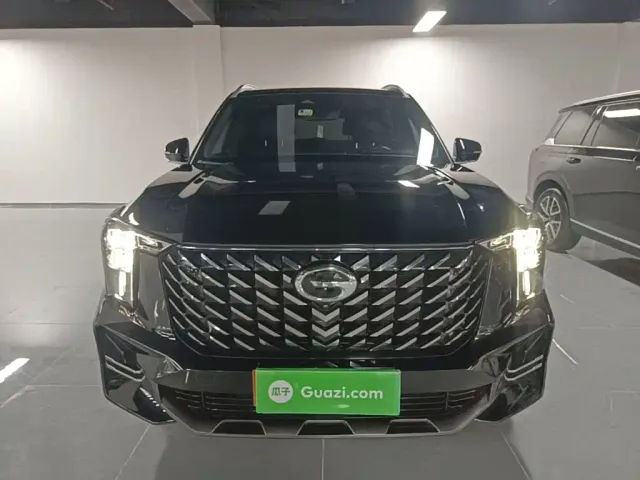 GAC Trumpchi GS8 — Фото автомобиля 2