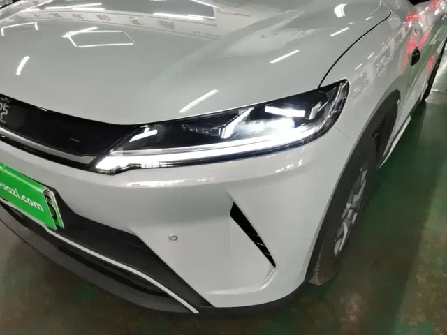 BYD Yuan UP — Фото автомобиля 23