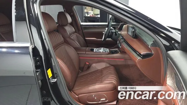 Genesis G90 Бензин 3.5 турбо AWD — Фото автомобиля 11