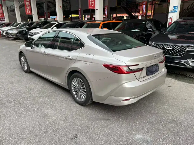 Toyota Camry — Фото автомобиля 7