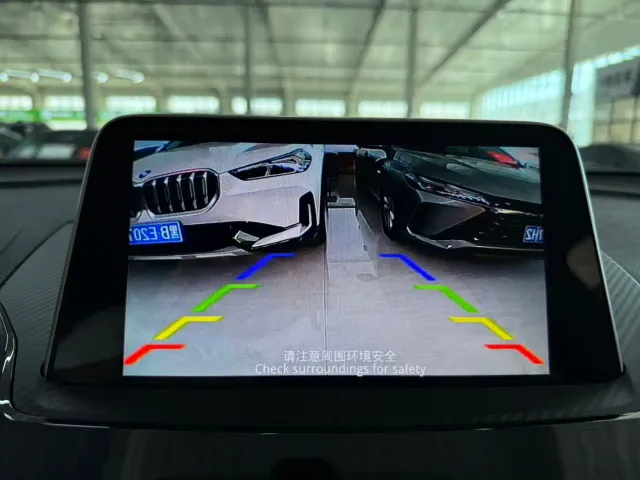 Mitsubishi Eclipse Cross — Фото автомобиля 11