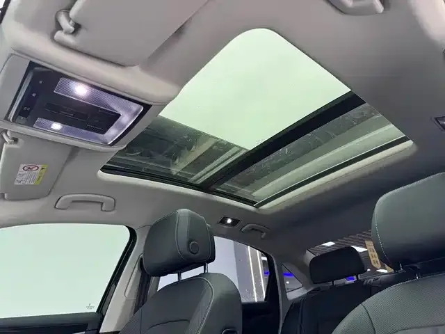 Volkswagen Passat — Фото автомобиля 9