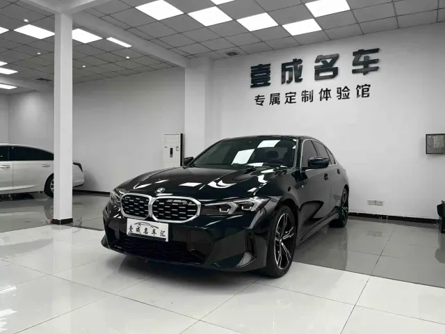 Фотография автомобиля — BMW 3 Series