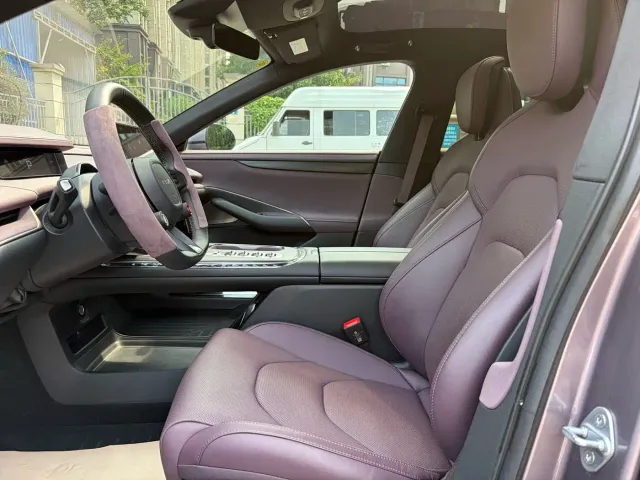 Xiaomi SU7 — Фото автомобиля 4