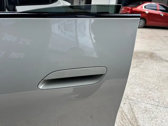 Xiaomi SU7 — Фото автомобиля 28