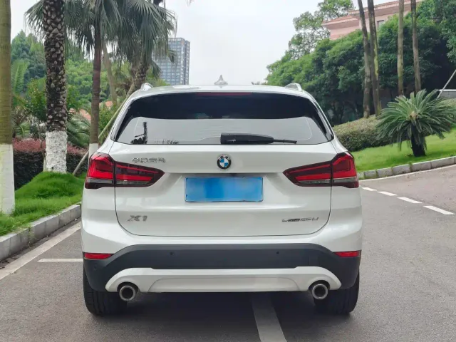 BMW X1 — Фото автомобиля 6