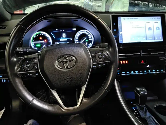 Toyota Avalon — Фото автомобиля 10