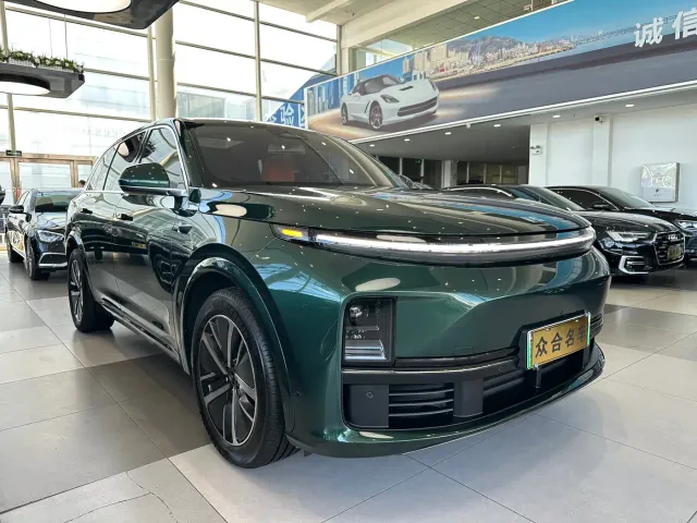 Li Auto L7 — Фото автомобиля 3