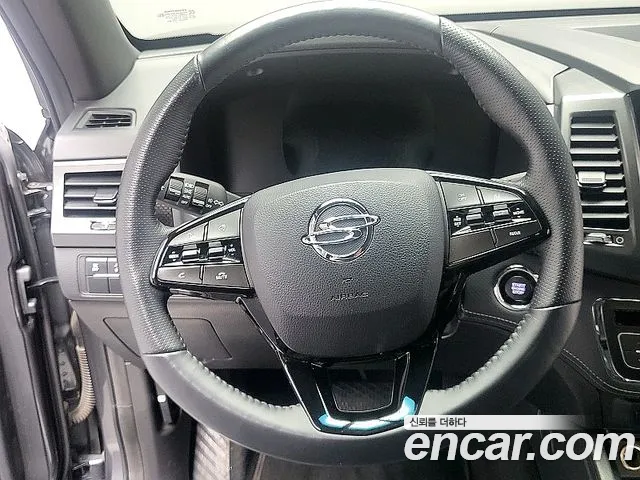 KG_Mobility_Ssangyong Rexton Новый Rexton Sport Дизель 2.2 2WD — Фото автомобиля 17