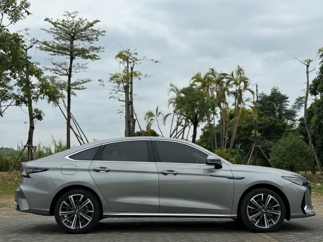 Chery Arrizo 8 — Фото автомобиля 8
