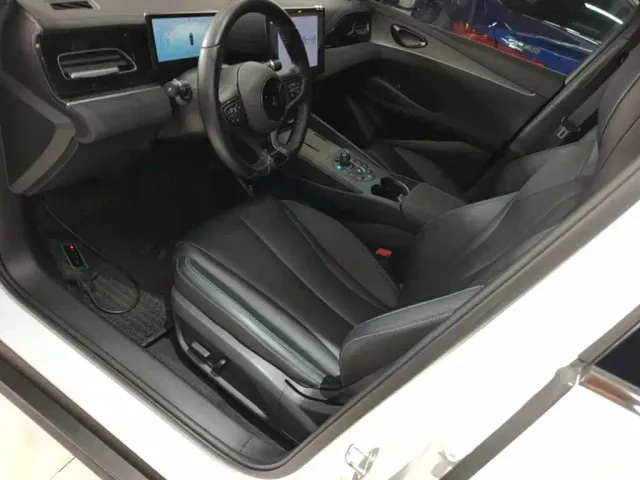 BYD Seal 06 — Фото автомобиля 14
