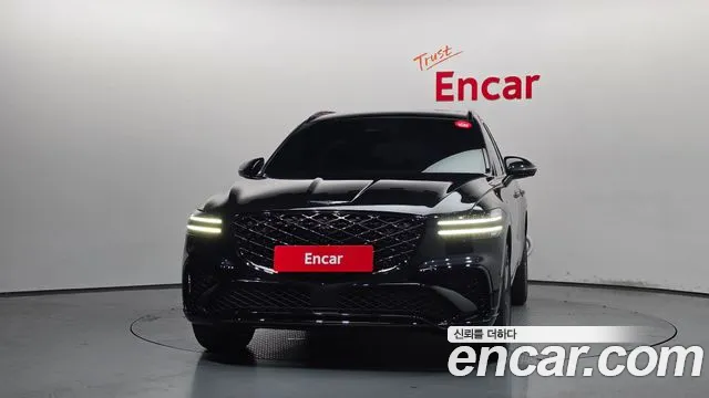 Genesis GV70 — Фото автомобиля 3