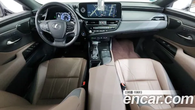Lexus ES — Фото автомобиля 6