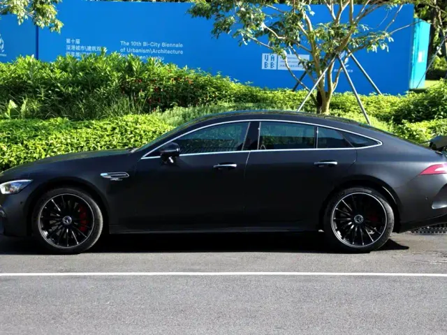 Mercedes-Benz AMG GT — Фото автомобиля 3